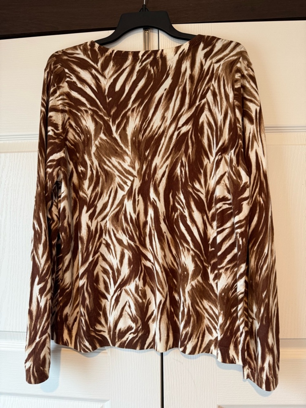 Talbots Button Charming Cardigan Feathered Waves Print Brown Cream Size XL - Picture 2 of 7